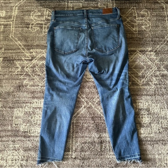 Madewell Petite Curvy High-Rise Skinny Jeans Drop Step-Hem Edition Raw Hem 33P - Picture 7 of 9